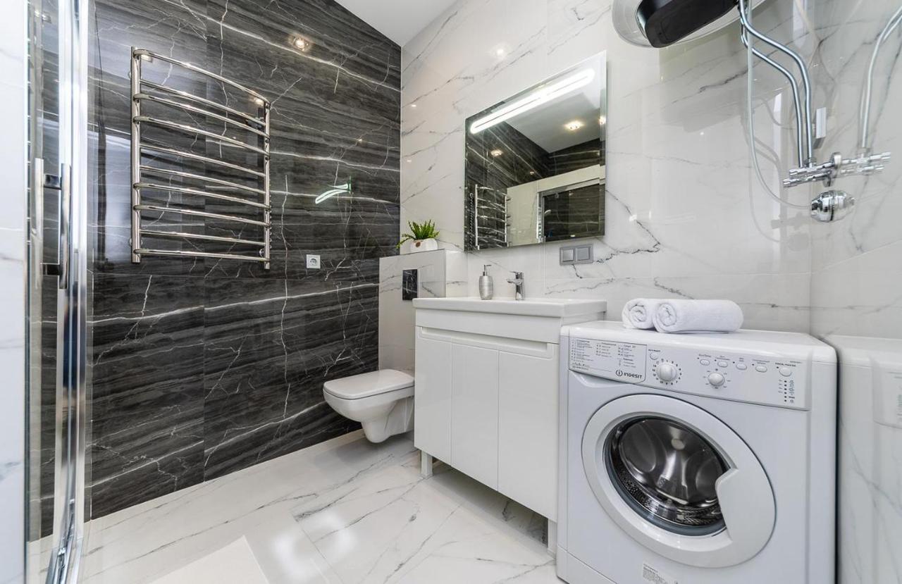 Fashionable Apartments. Smartplaza Metro Minskaya. Obolon Apartment *