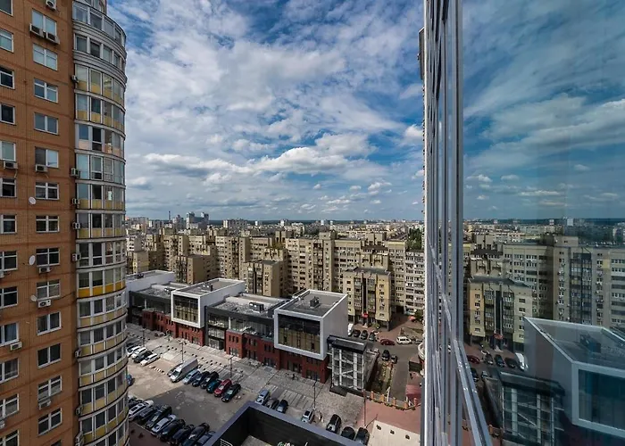 Fashionable Apartments. Smartplaza Metro Minskaya. Obolon