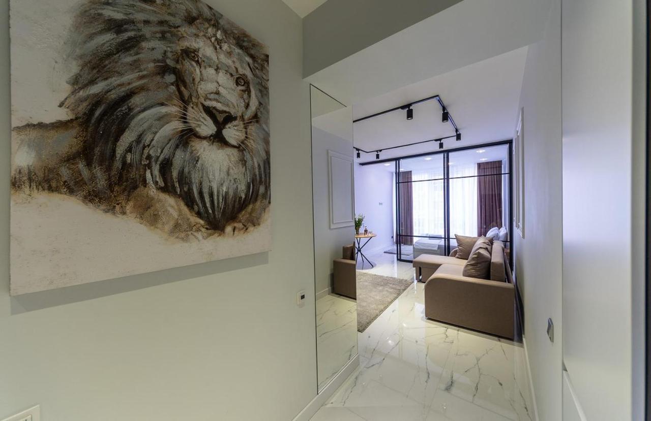 Apartment Fashionable Apartments. Smartplaza Metro Minskaya. Obolon Kyiv