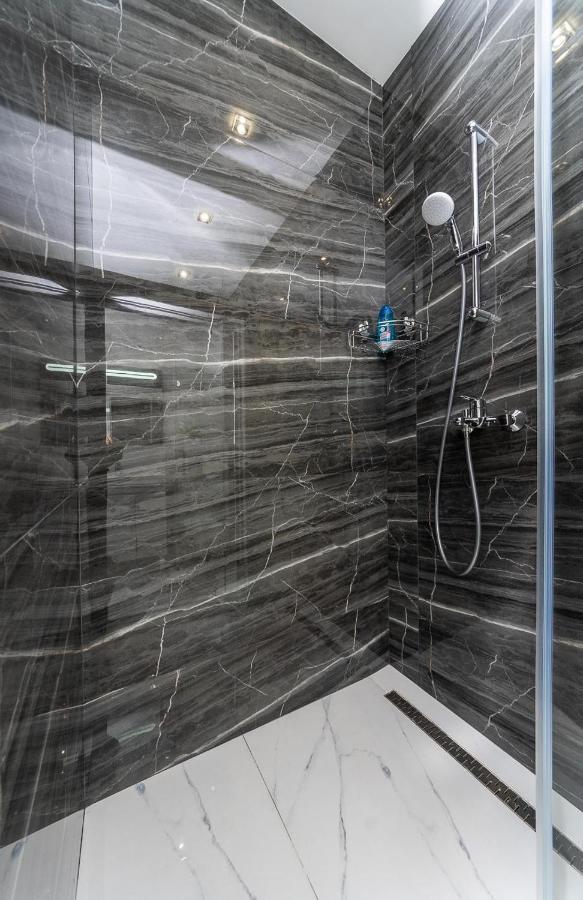 Fashionable Apartments. Smartplaza Metro Minskaya. Obolon Apartment *